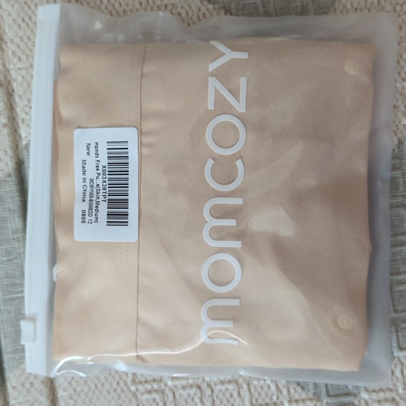 Momcozy Hands free pumping and nursing bra beige Medium - Picture 7 of 9